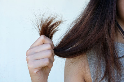 Lakukan Ini agar Rambut Tidak Kering